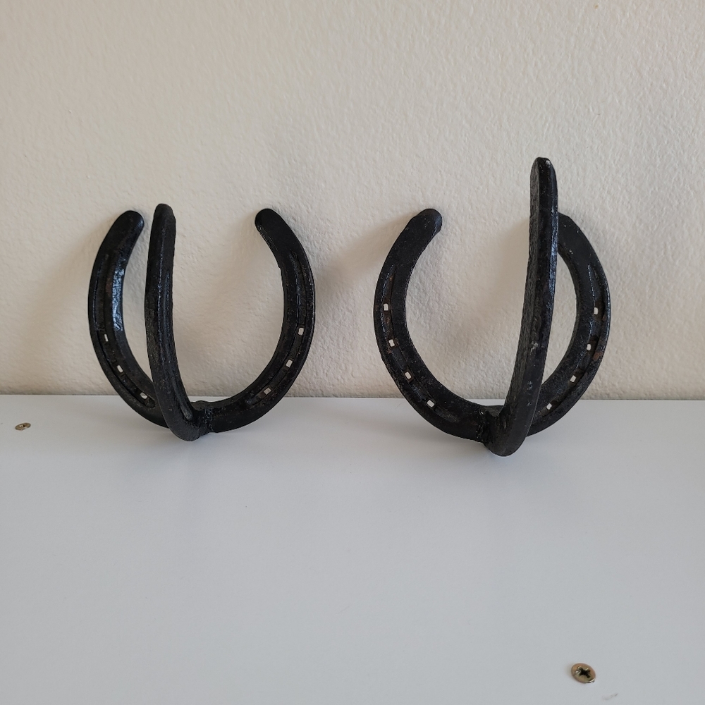 Horseshoe Wall Hooks